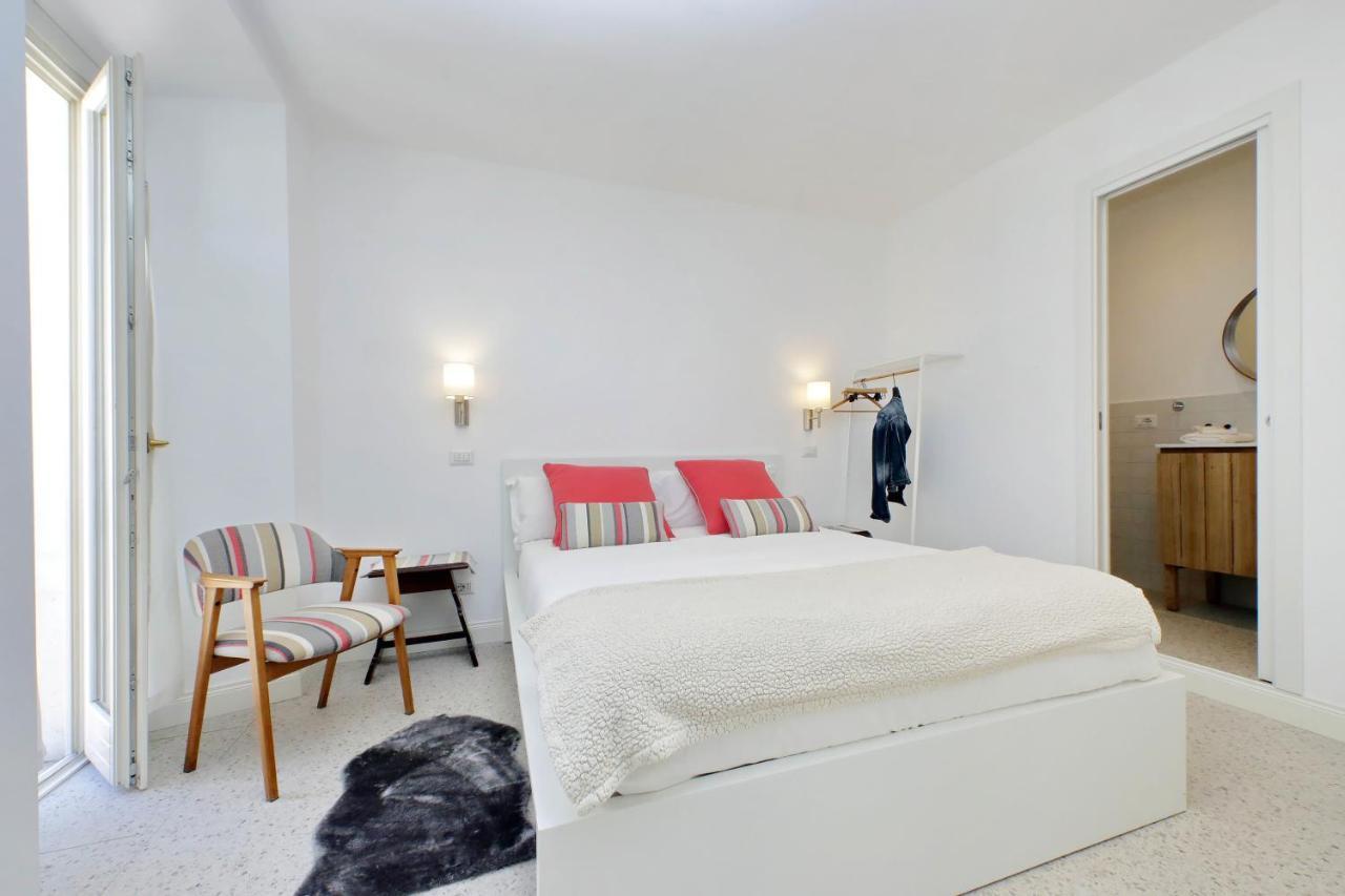 Ych-Penthouse Fiammetta A Piazza Navona Apartment Rome Bagian luar foto