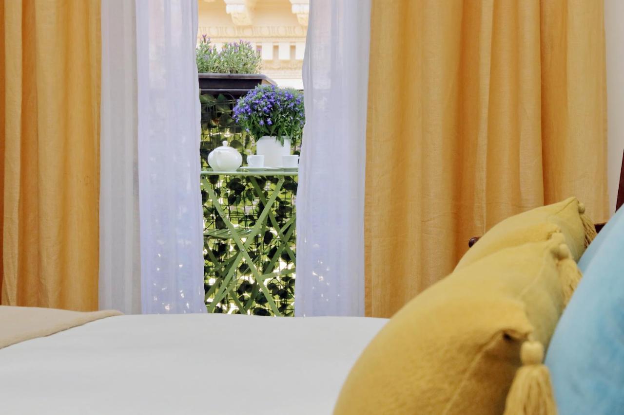 Ych-Penthouse Fiammetta A Piazza Navona Apartment Rome Bagian luar foto